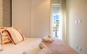 Exclusive Deluxe Apt Up To 6 People & Heated Tub
